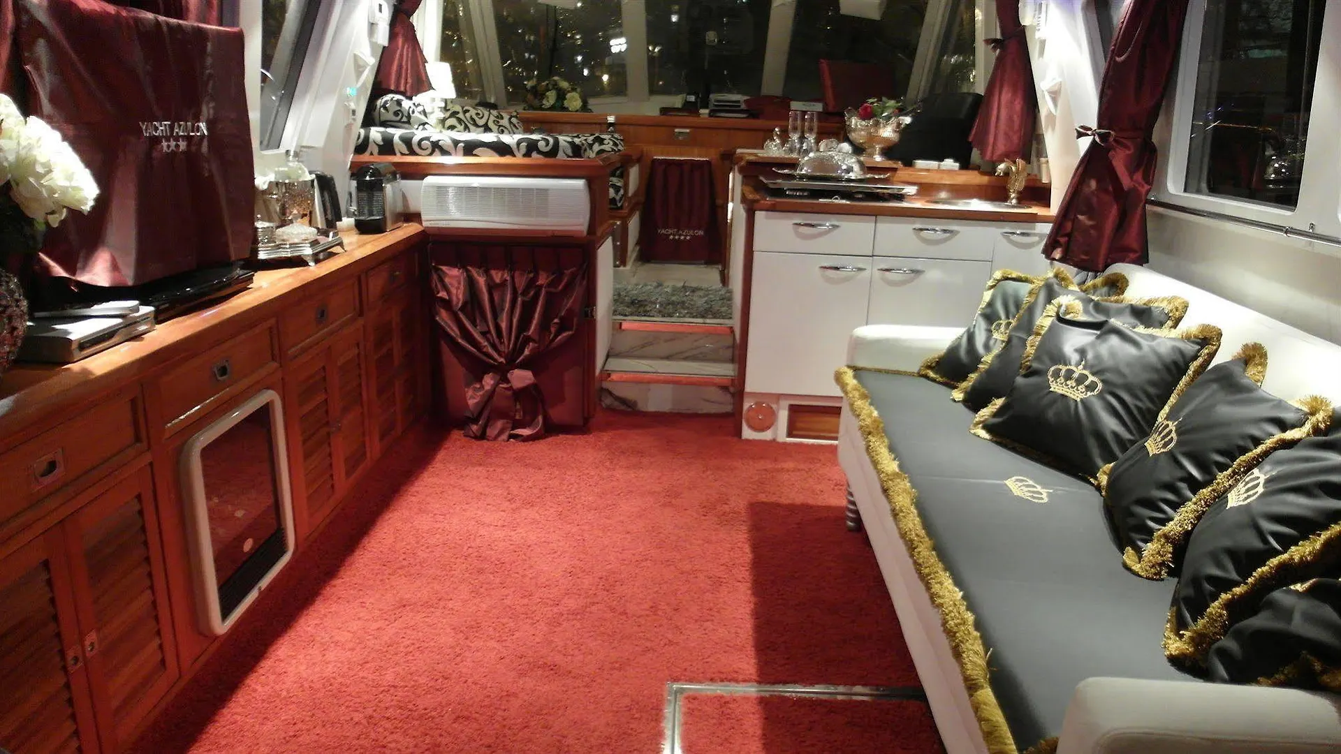 Maria Callas Yachthotel Rotterdam