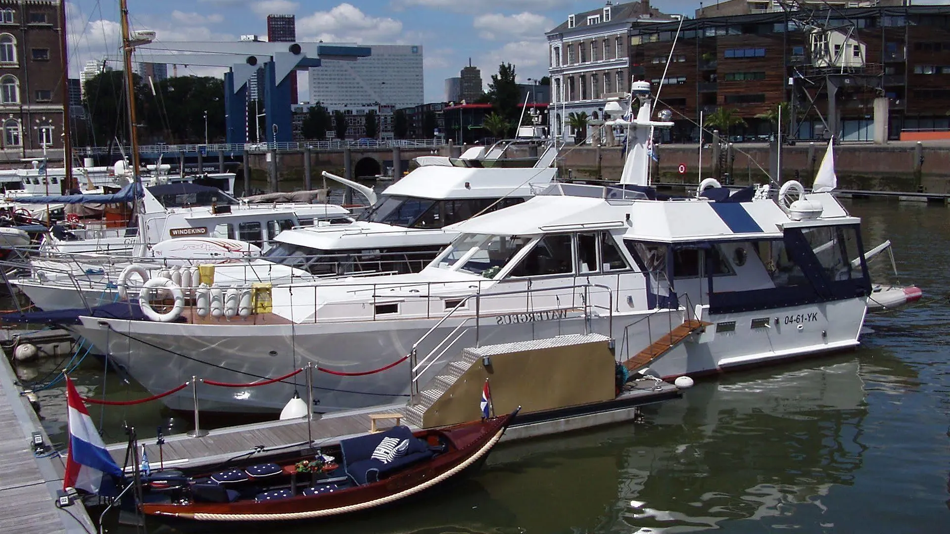 Maria Callas Yachthotel contacts